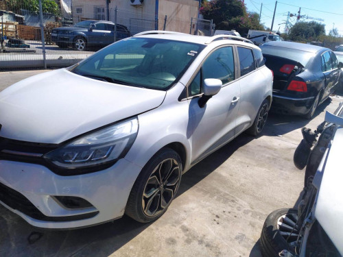  RENAULT CLIO IV GRANDTOUR 