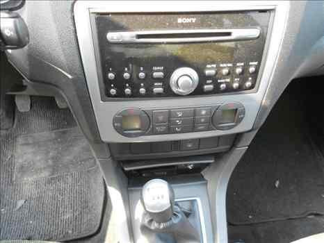  FORD FOCUS BERLINA (CAP) 