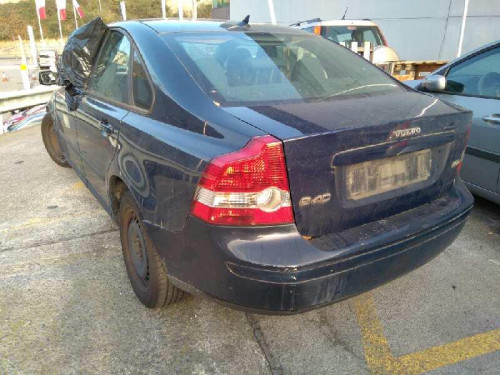  VOLVO S40 BERLINA 