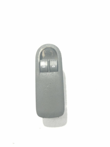  MANDO ELEVALUNAS DELANTERO IZQUIERDO Renault MEGANE II BERLINA 3P 