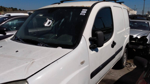 FIAT I DOBLÒ CARGO — vehículo donante para recambios 