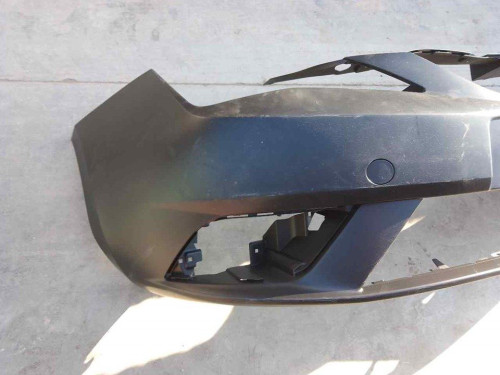 PARAGOLPES DELANTERO 