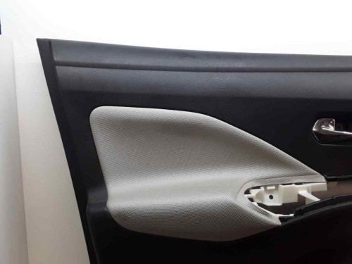 GUARNECIDO PUERTA DELANTERA IZQUIERDA Nissan MICRA (K14) 