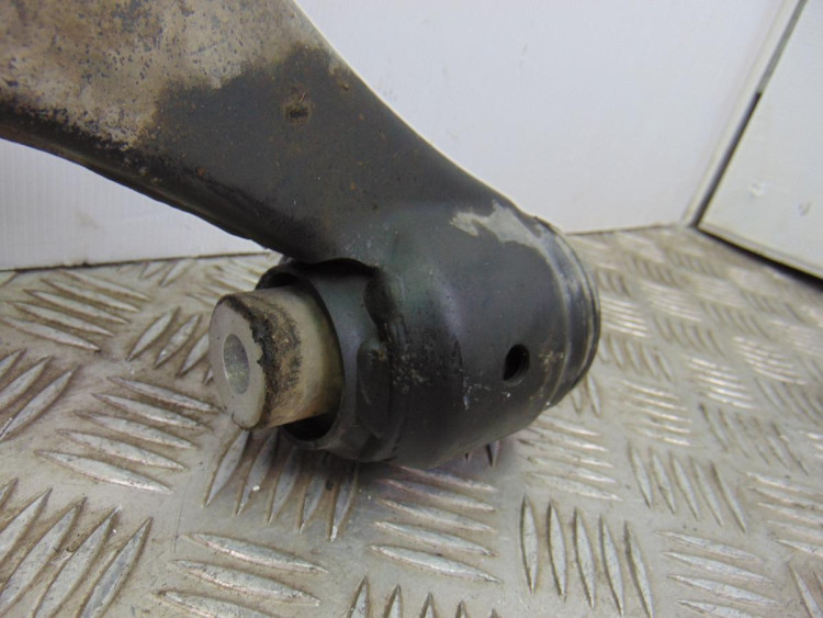 BRAZO SUSPENSION INFERIOR DELANTERO IZQUIERDO