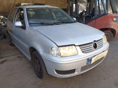 VOLKSWAGEN POLO III BERLINA (6N2)