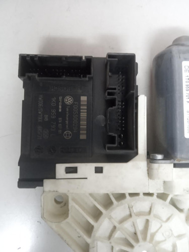 MOTOR ELEVALUNAS DELANTERO DERECHO SEAT ALTEA (5P1) 