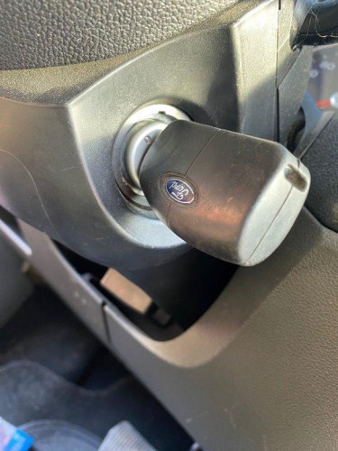 FORD FOCUS BERLINA (CAP) — vehículo donante para recambios 