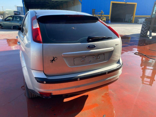 FORD FOCUS BERLINA (CAP) — vehículo donante para recambios 