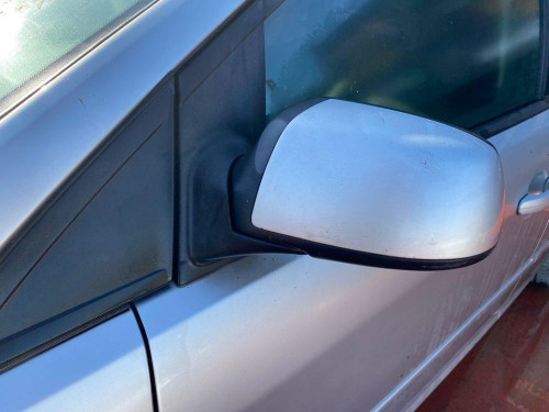 FORD FOCUS BERLINA (CAP) — vehículo donante para recambios 