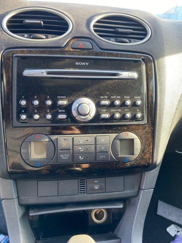 FORD FOCUS BERLINA (CAP) — vehículo donante para recambios 