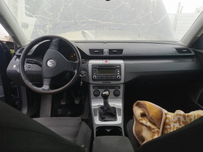 VOLKSWAGEN PASSAT BERLINA (3C2)