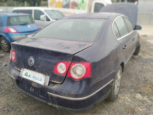  VOLKSWAGEN PASSAT BERLINA (3C2) 