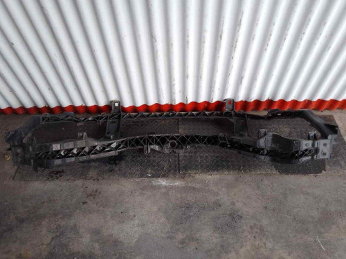 PANEL FRONTAL Ford FOCUS BERLINA (CAP) 