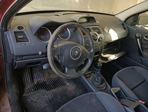 RENAULT MEGANE II BERLINA 5P — автомобиль-донор на запчасти 