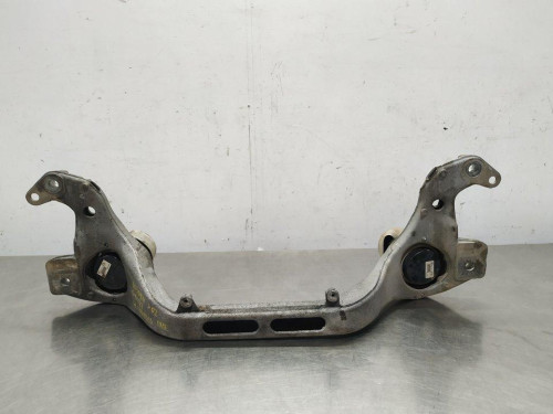  TRAVESAÑO INFERIOR VOLKSWAGEN TOUAREG (7LA) 