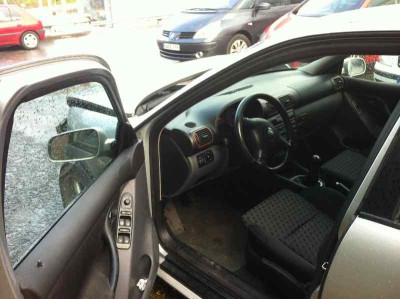SEAT LEON (1M1)