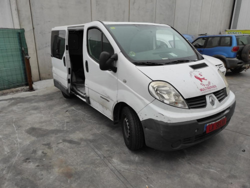 RENAULT — vehículo donante para recambios 