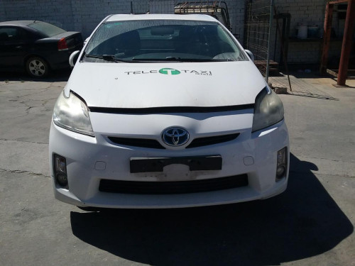  TOYOTA PRIUS (ZVW30) 