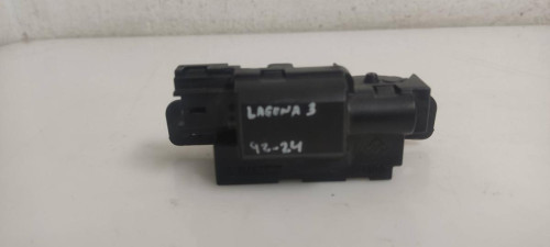 CERRADURA MALETERO / PORTON Renault LAGUNA III GRANDTOUR 