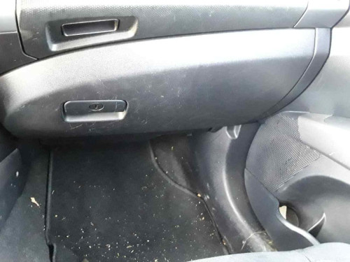 GUANTERA Mitsubishi OUTLANDER (CW0) 