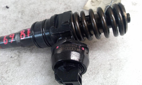  INYECTOR VOLKSWAGEN TOUAREG (7LA) 