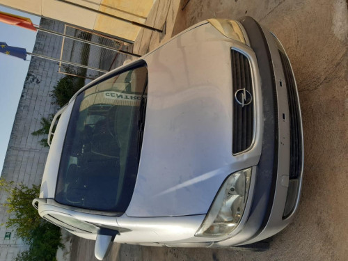 Opel Zafira A (1999->) Elegance — vehículo donante para recambios 
