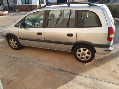 Opel Zafira A (1999->) Elegance — vehículo donante para recambios 