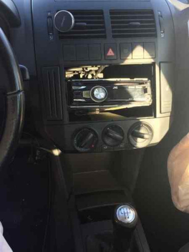VOLKSWAGEN POLO IV (9N3) — vehículo donante para recambios 