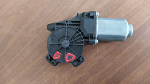MOTOR ELEVALUNAS DELANTERO DERECHO NISSAN QASHQAI (J10) 