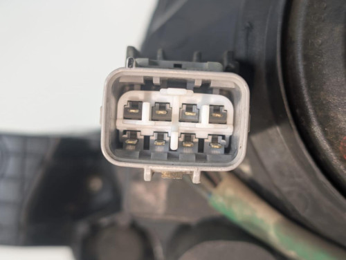  FARO DERECHO SUBARU FORESTER (S13/SJ) 