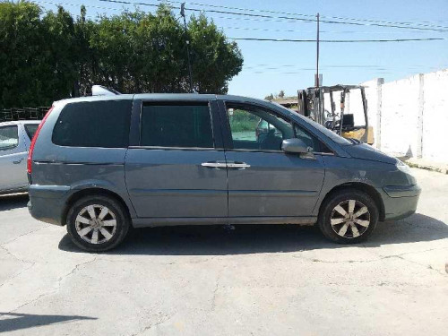  CITROEN C8 