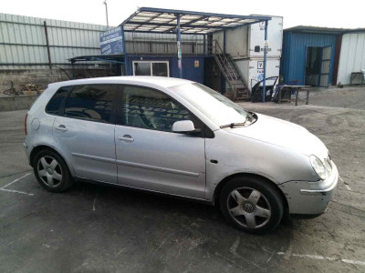 VOLKSWAGEN POLO IV (9N1)