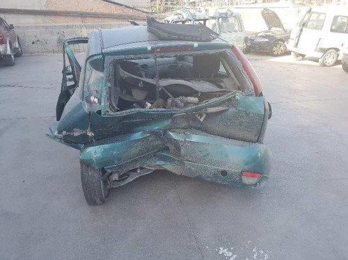  FORD FOCUS BERLINA (CAK) 