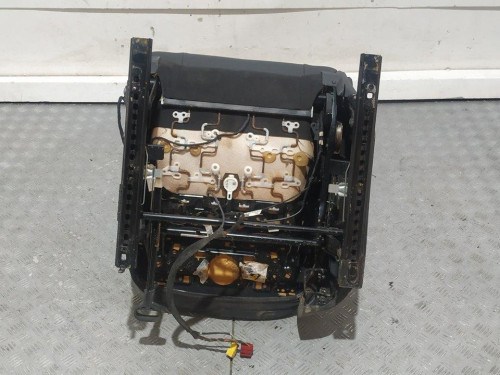  ASIENTO DELANTERO DERECHO SEAT ATECA (KH7) 
