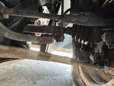 BRAZO SUSPENSION DELANTERO DERECHO