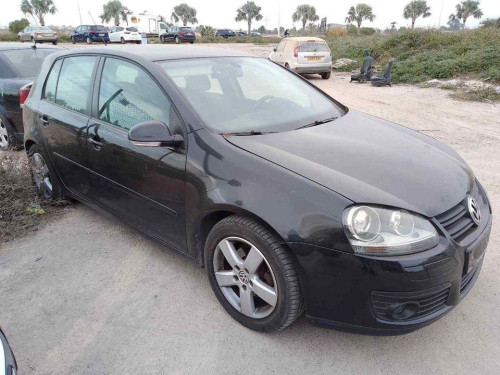 VOLKSWAGEN GOLF V (1K1)(10.2003) — автомобиль-донор на запчасти 