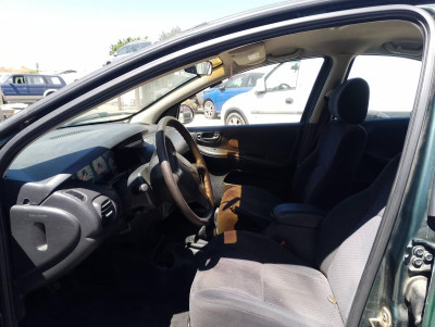 CHRYSLER NEON PL2000