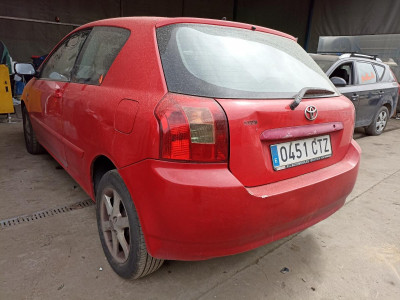 TOYOTA COROLLA (E12)