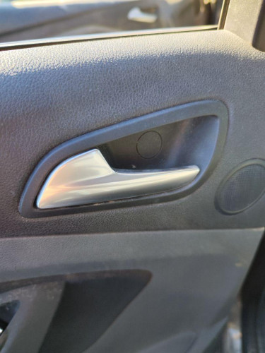 MANETA INTERIOR TRASERA IZQUIERDA used