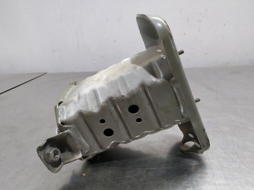  NO IDENTIFICADO TOYOTA YARIS (KSP1/NLP1/NSP1) 