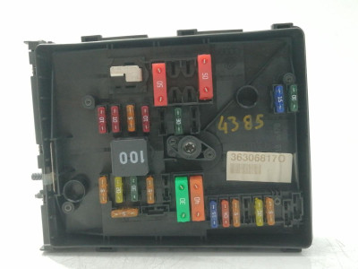 CAJA RELES / FUSIBLES, VOLKSWAGEN, GOLF VI (5K1)(10.2008)