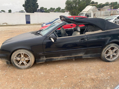 MERCEDES-BENZ CLK (BM 208) CABRIO