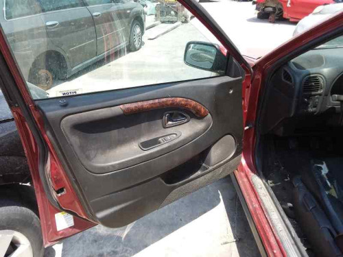 VOLVO S40 BERLINA — vehículo donante para recambios 