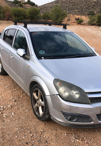 OPEL ASTRA H BERLINA — автомобиль-донор на запчасти 
