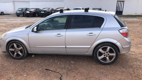 OPEL ASTRA H BERLINA — автомобиль-донор на запчасти 