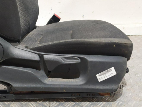  ASIENTO DELANTERO DERECHO TOYOTA YARIS CROSS 
