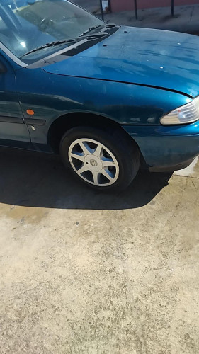 ALETA DELANTERA DERECHA Ford Mondeo FD Berl./Turnier (1993->) Ford Mondeo FD Berl./Turnier (1993->) 
