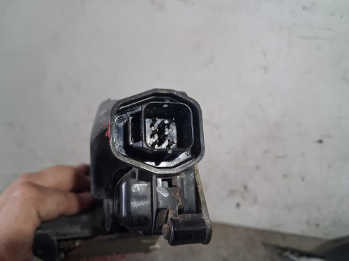 CERRADURA PUERTA TRASERA DERECHA 