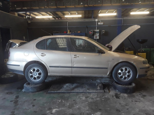  SEAT TOLEDO (1M2) 