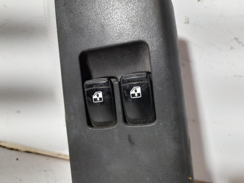  MANDO ELEVALUNAS DELANTERO IZQUIERDO Chevrolet AVEO BERLINA 